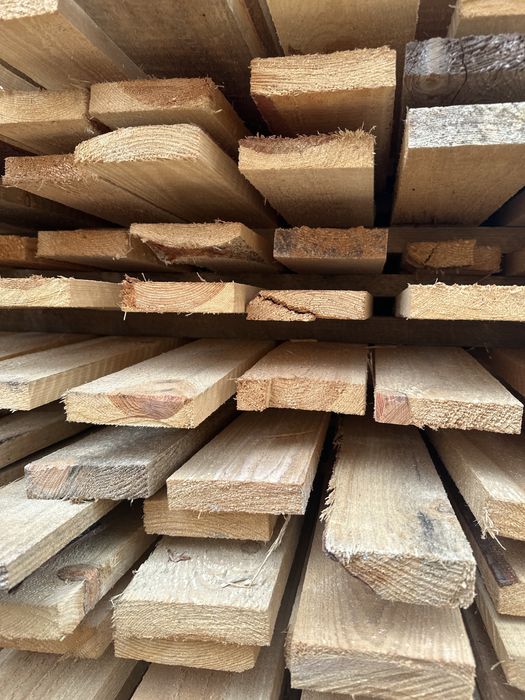 Стропила 50*200*6000мм в наличии и по заказ. Доска обрезная с доставко