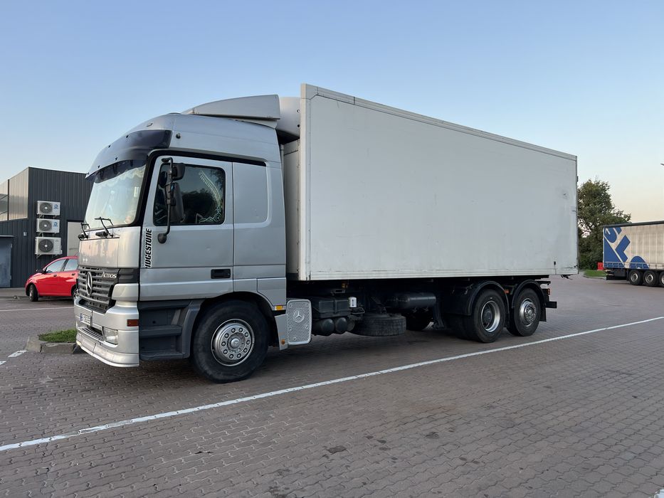 Вантажні перевезення 5-10т Реф Рефрижератор