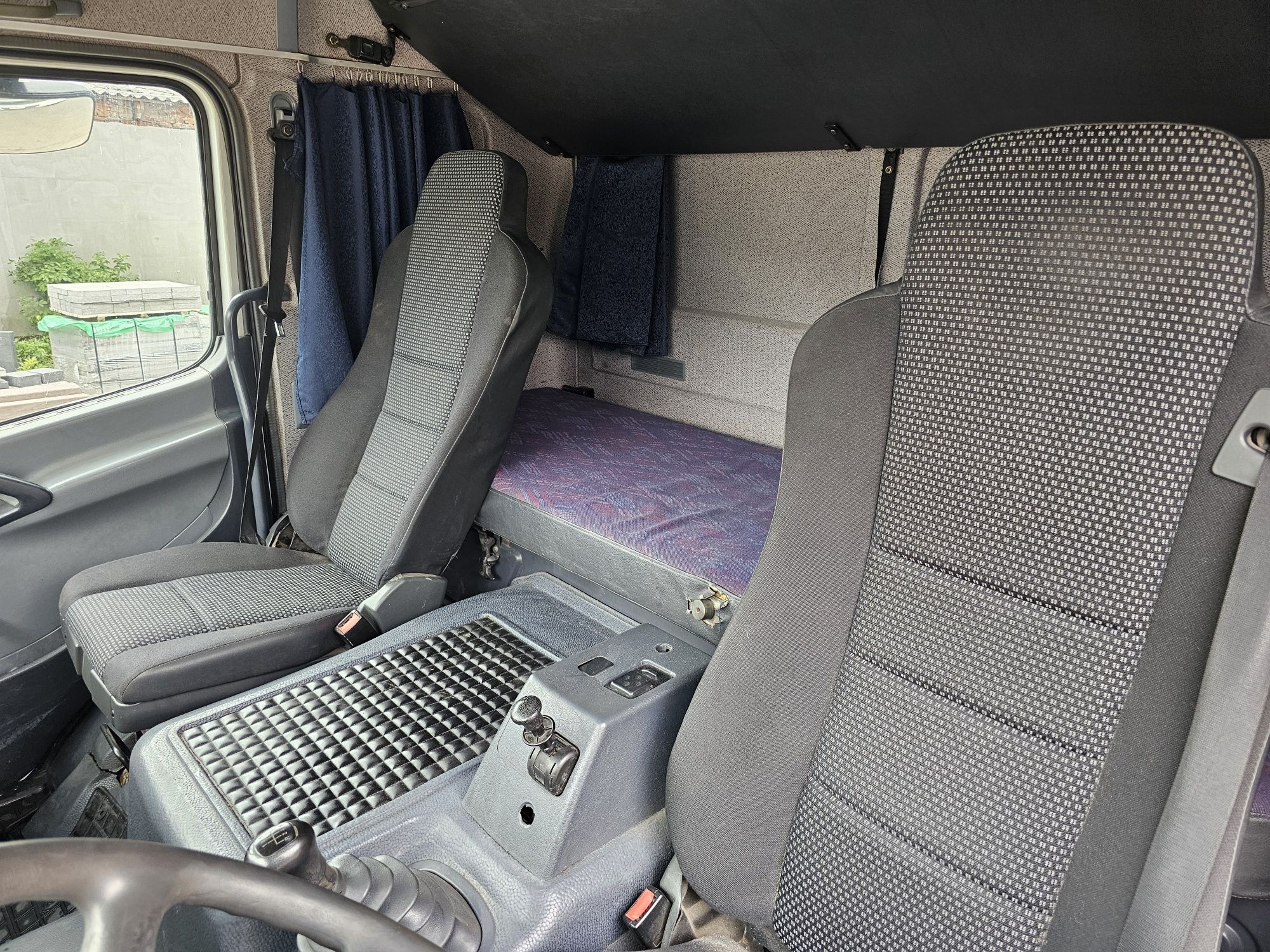 Mercedes Atego 817d