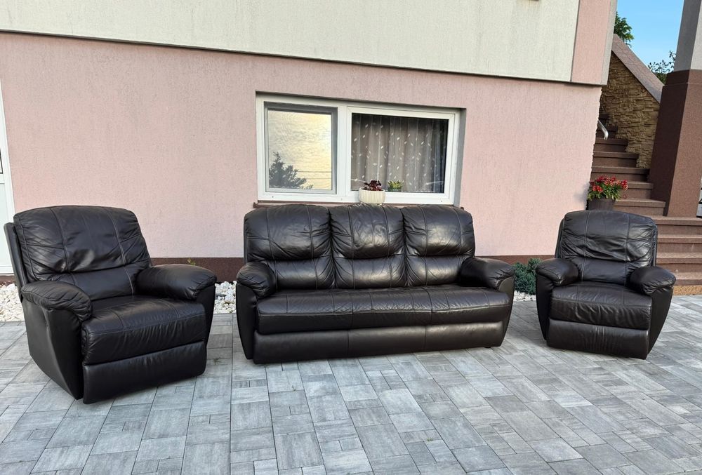Skórzany zestaw wypoczynkowy:kanapa z funkcją spania+rozkładane fotele