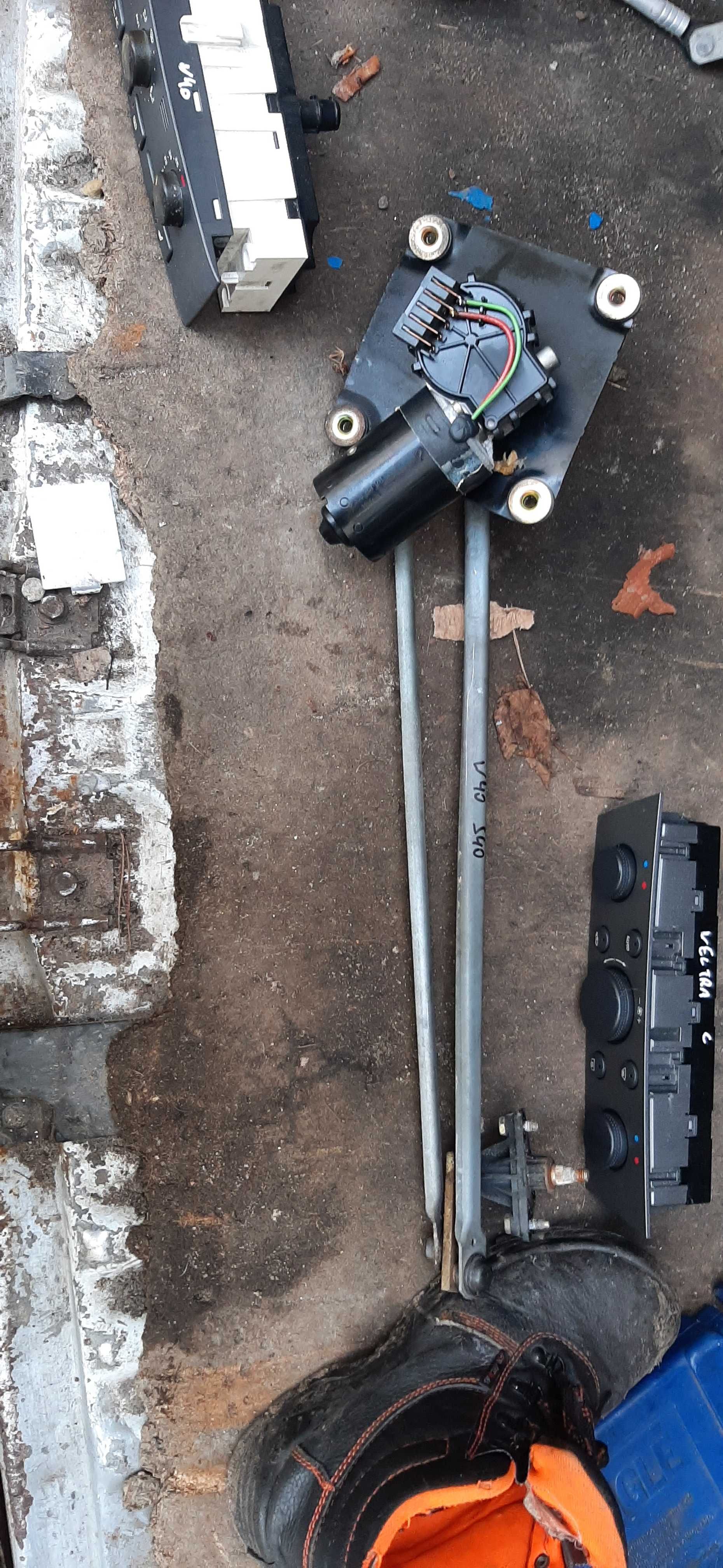 mechanizm silniczek wycieraczek vectra c signum