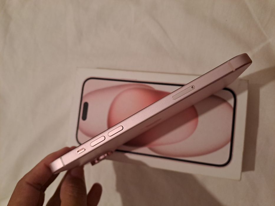 Vendo lindo iphone 15 plus 128gb estado de Novo