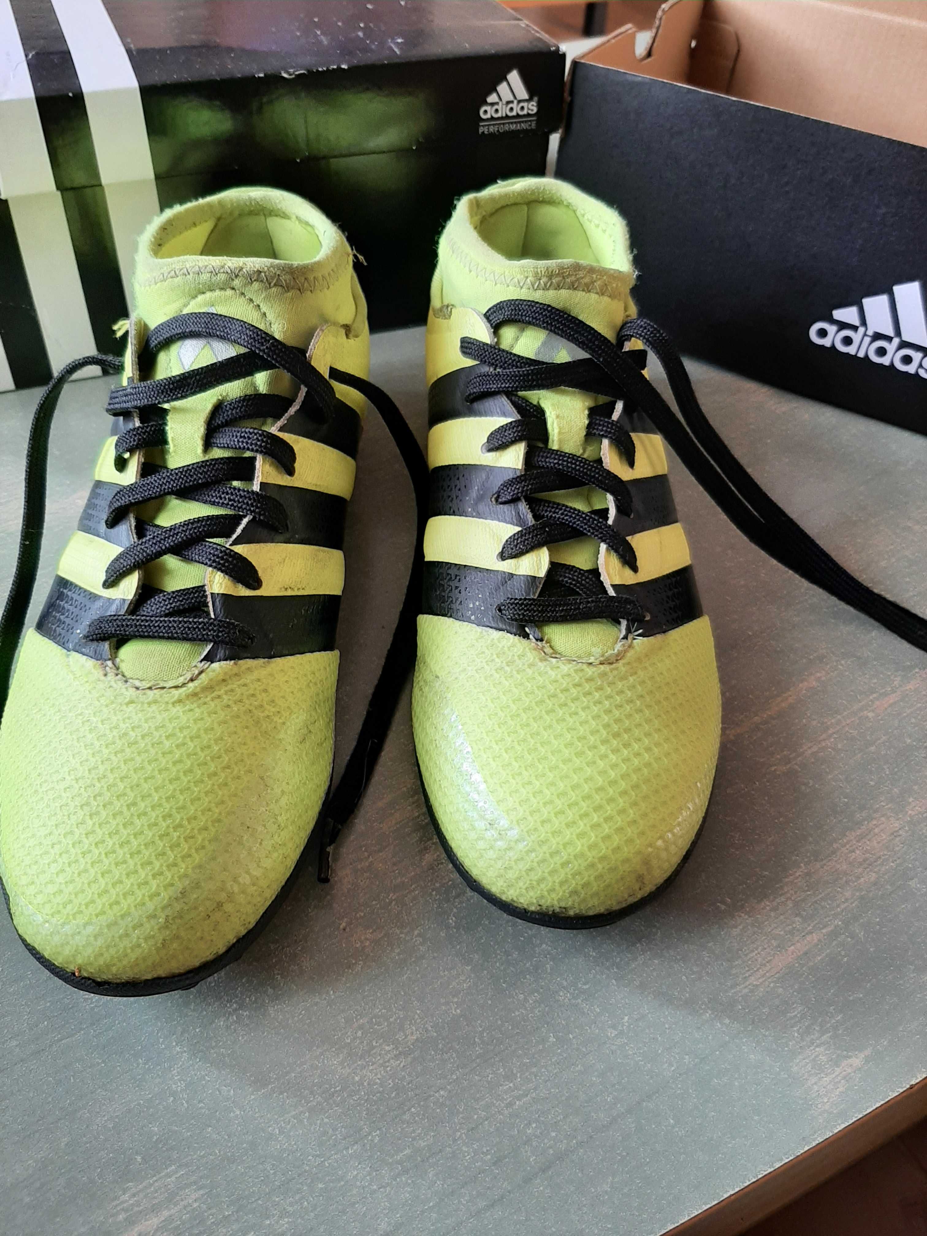 Buty turfy Adidas rozm 36 i 2/3