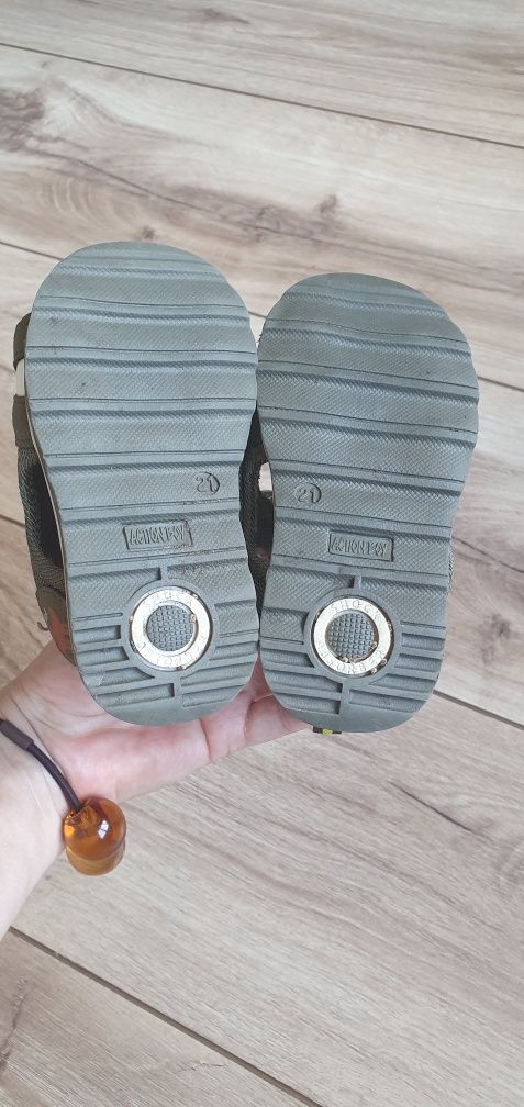 Sandałki dla chłopca khaki