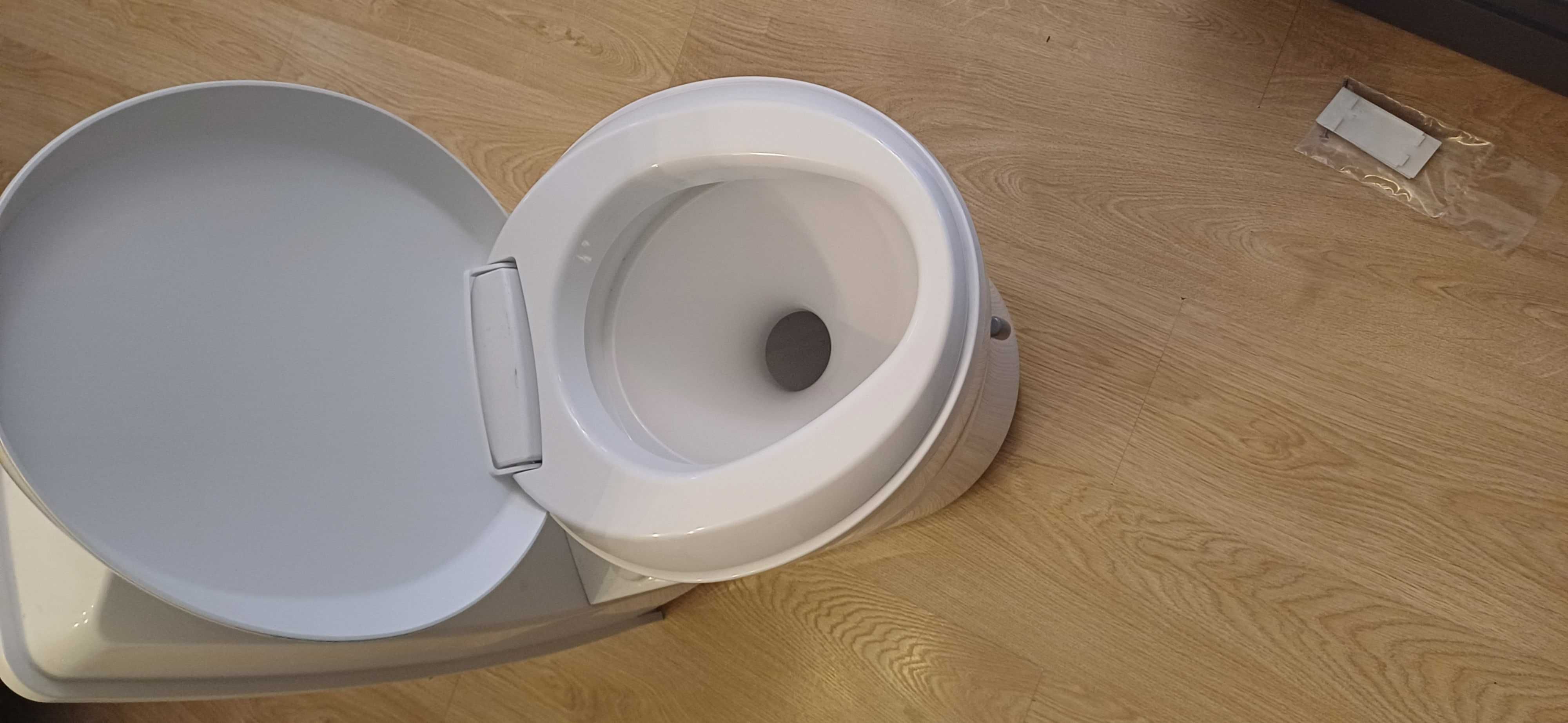 Toaleta Obrotowa Thetford C224CW Przyczepa kempingowa kamper