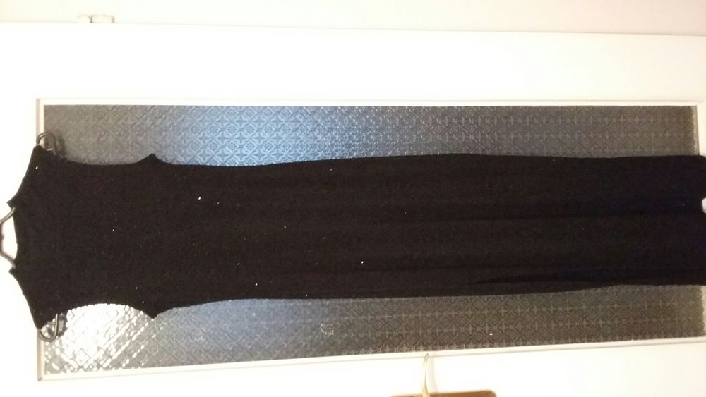 Suknia czarna, długa