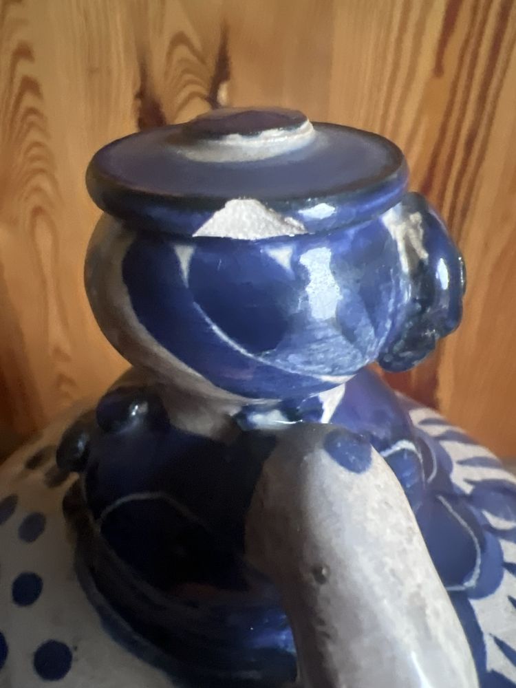 Sprzedam ceramiczny sygnowany pojemnik w kształcie BABY.