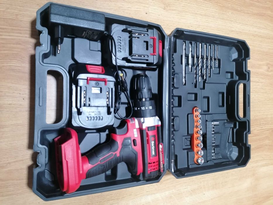 Wiertarko- wkrętarka Bartimex  2x 2Ah zestaw