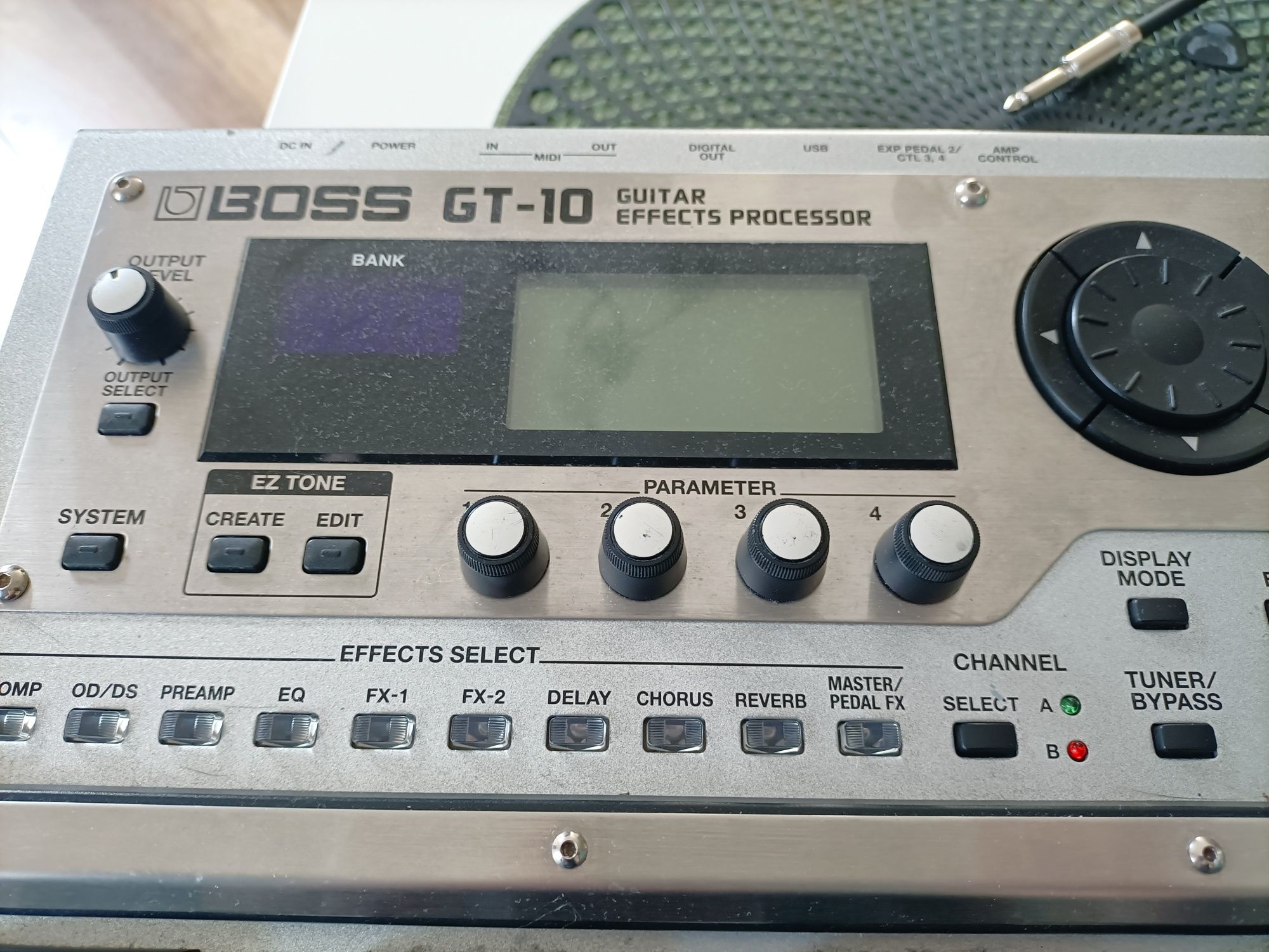 Multi efekt gitarowy Boss GT-10