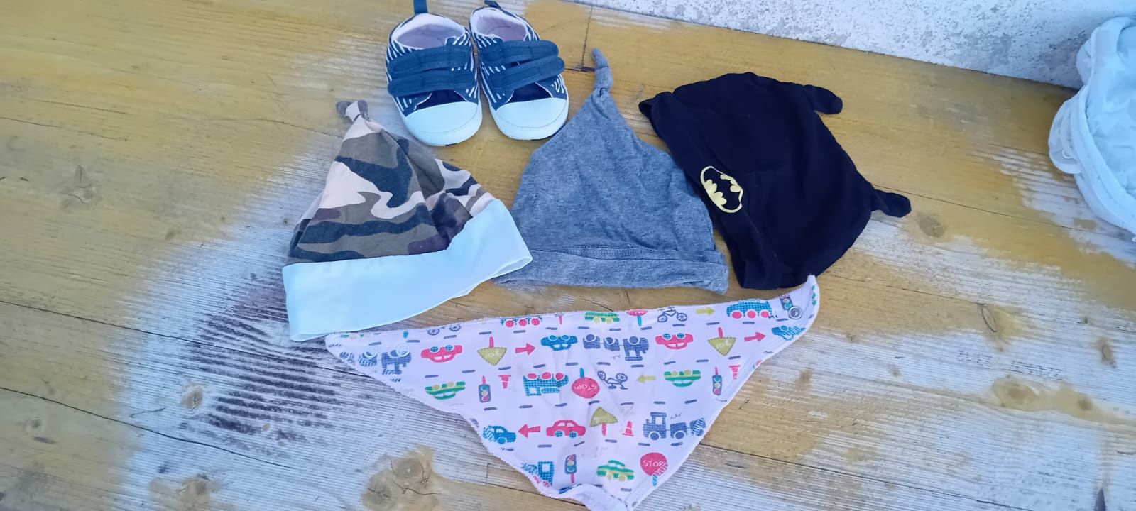 Conjunto para bebé tamanho 9 meses