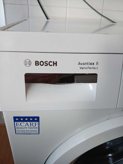Máquina de lavar roupa bosch em bom estado para desocupar