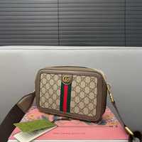 Wszechstronna torba na ramię Gucci Ophidia z serii męska i damska