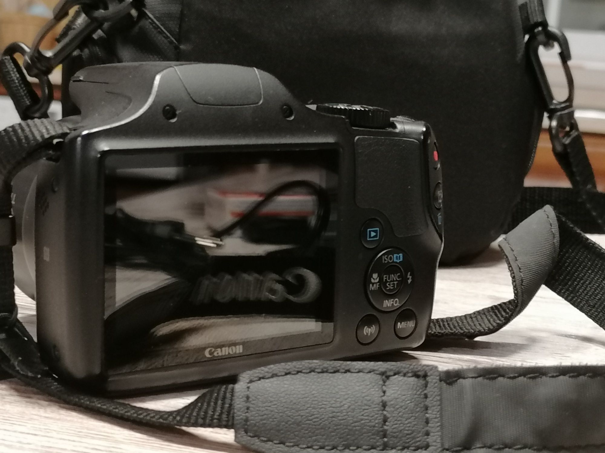 Máquina Canon SX 540 HD