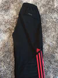 Spodnie Adidas 152