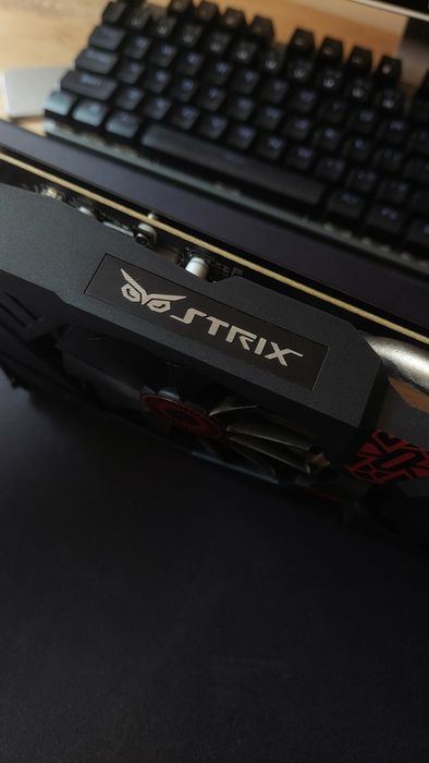 Asus Radeon Strix R9 380 DirectCU II