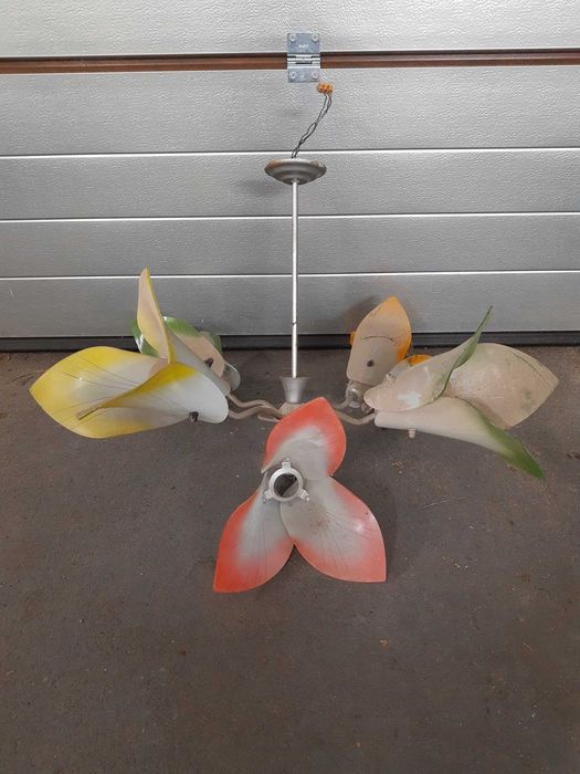 Żyrandol - kolorowe kwiaty PRL - na 5 żarówek