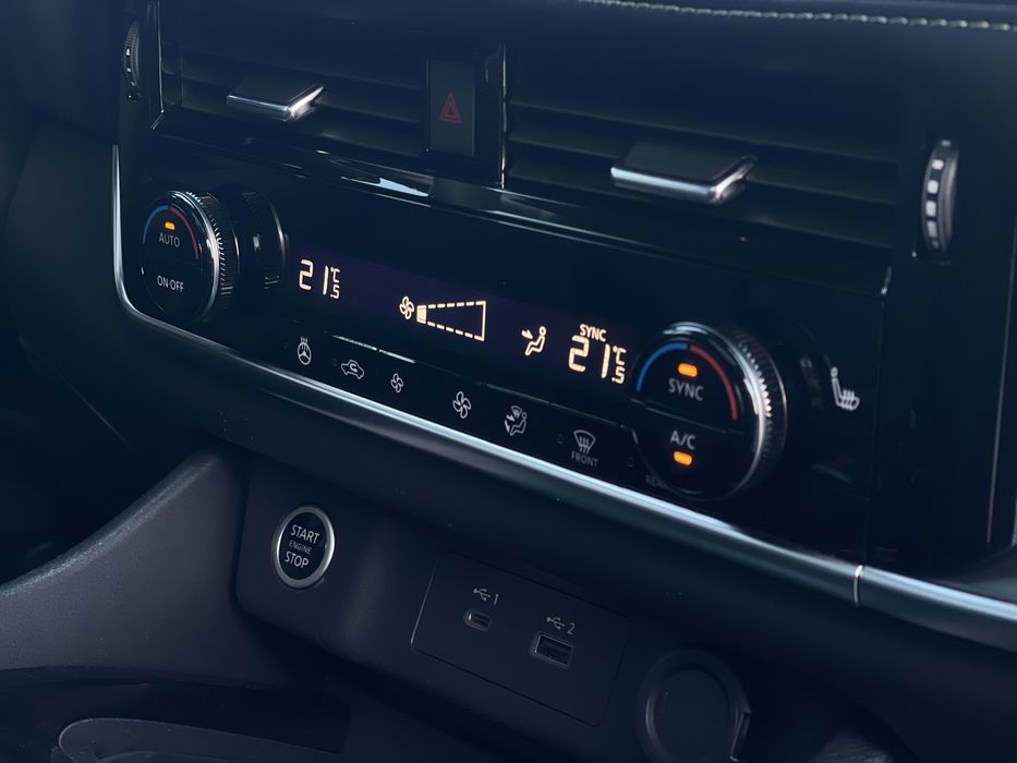 NISSAN ROGUE SV Отличное состояние
