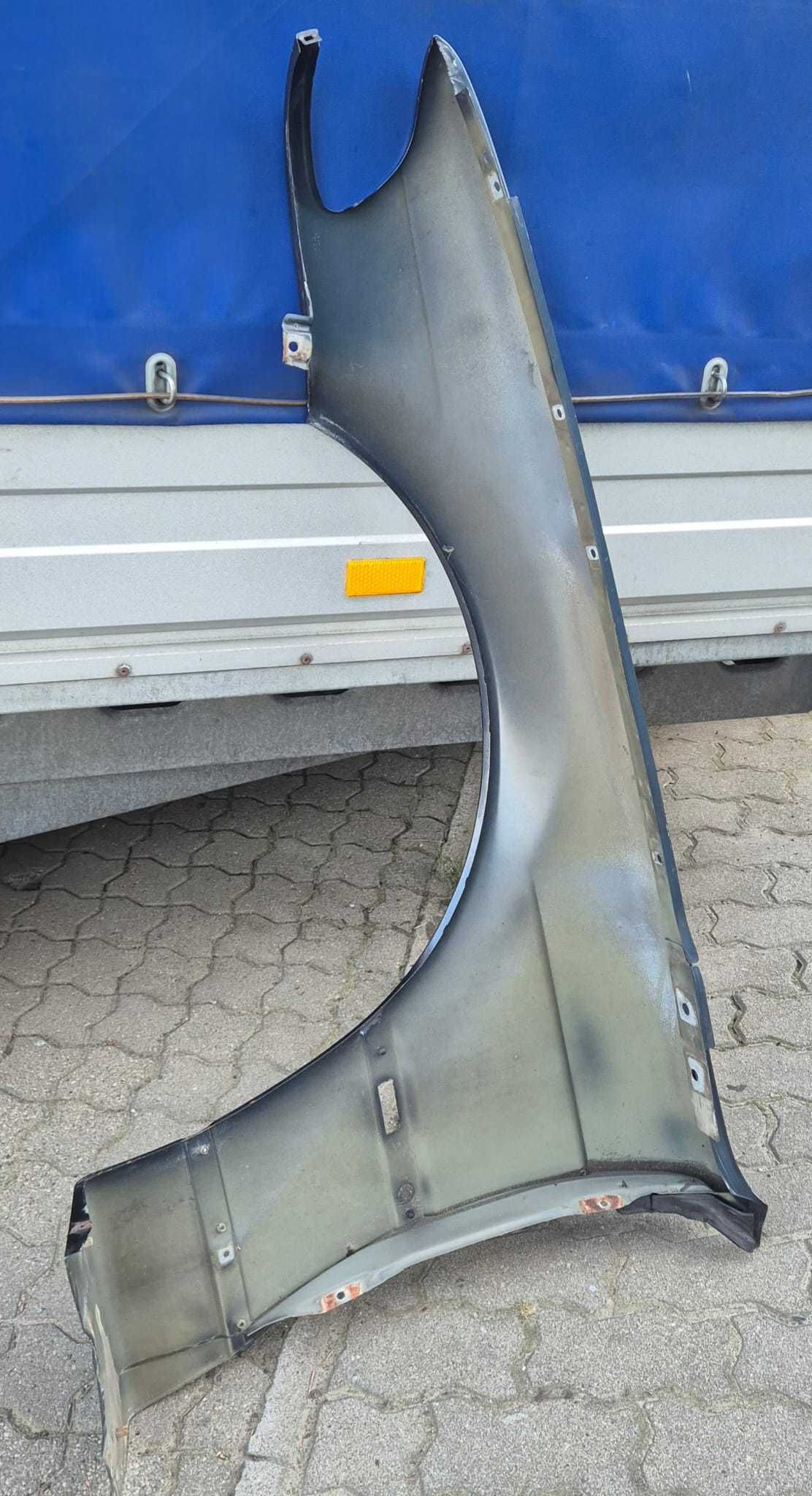 Błotnik Przedni Prawy BMW E38 SERIA7 (94-01r.) Oryginalny Kolor Grafit
