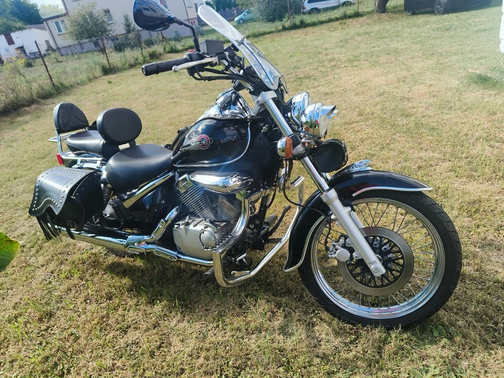 Suzuki Intruder VL125 z 2005r