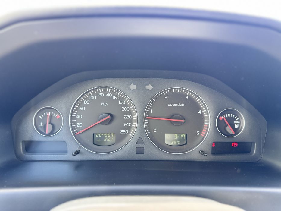 VOLVO S60 2.4 D5 NACIONAL POUCOS KM EXCELENTE ESTADO GARANTIA DE 18 me