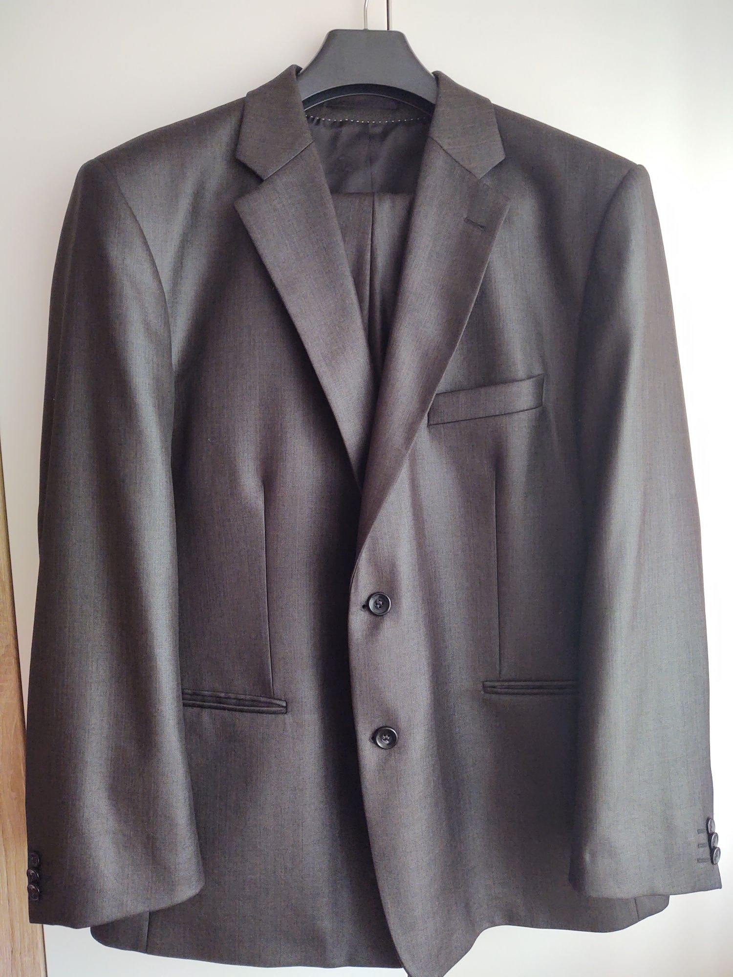 Elegancki garnitur rozm. 58