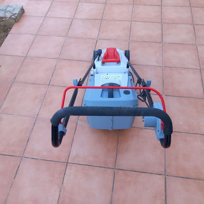 Cortador relva eléctrico