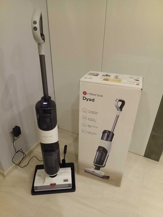 Odkurzacz pionowy mop Roborock Dyad 13 000 Pa na mokro i sucho 2w1 PL