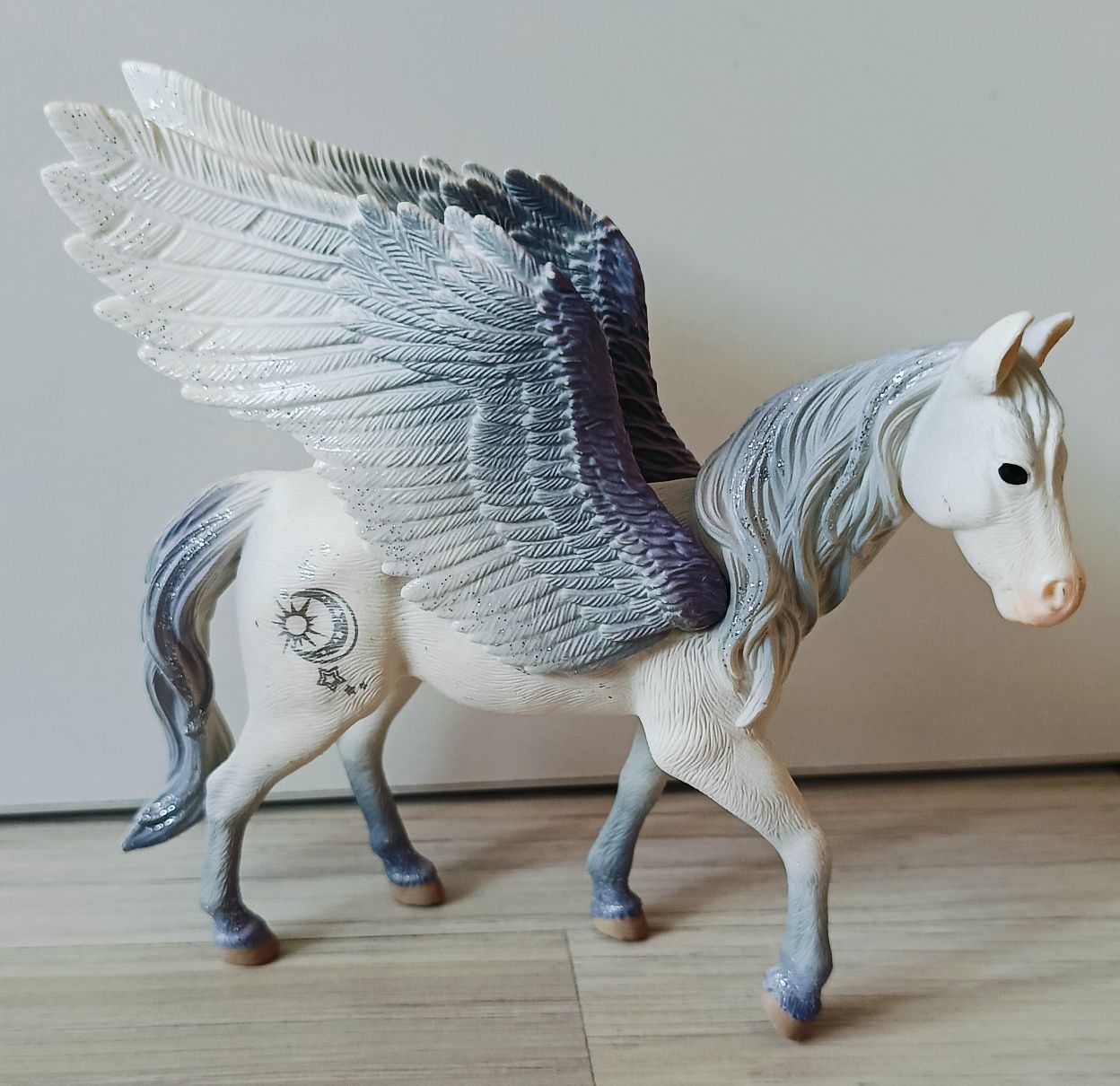 Schleich koń ze skrzydłami Pegaz figurka  15cm