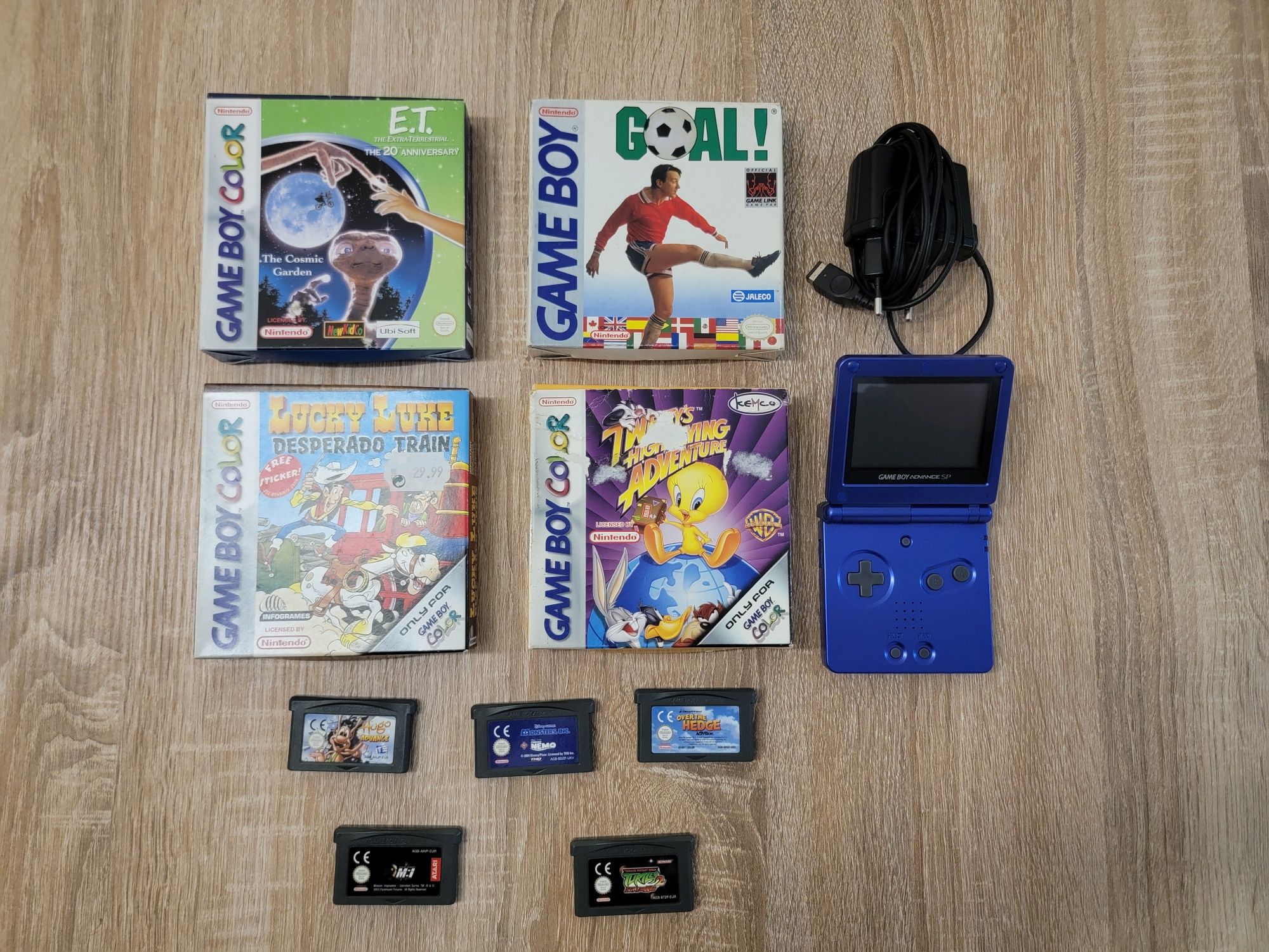 GameBoy advance sp + jogos