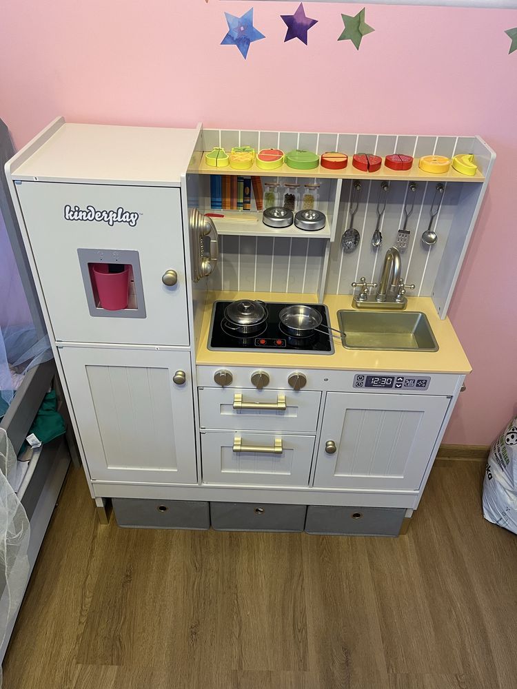 Zabawkowa drewniana kuchnia KINDERPLAY