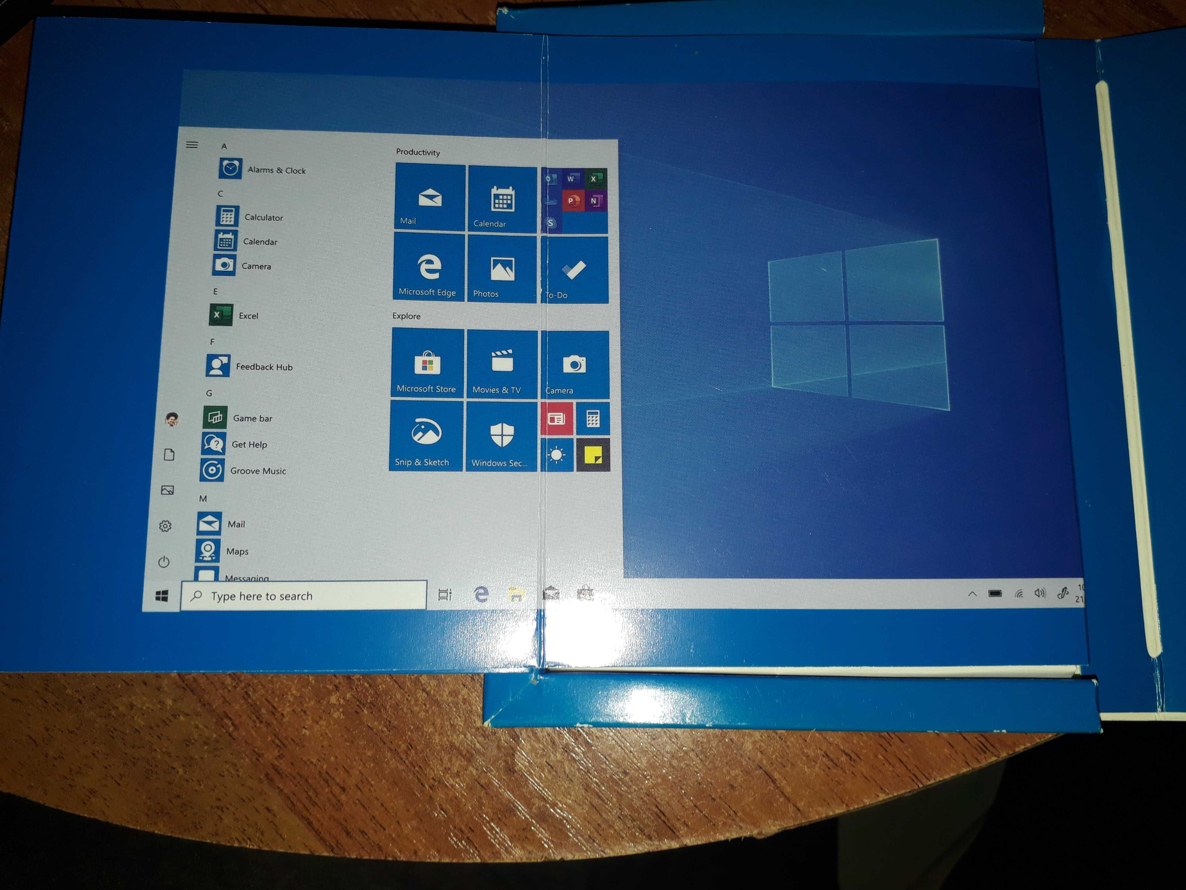 Windows Home 10 box