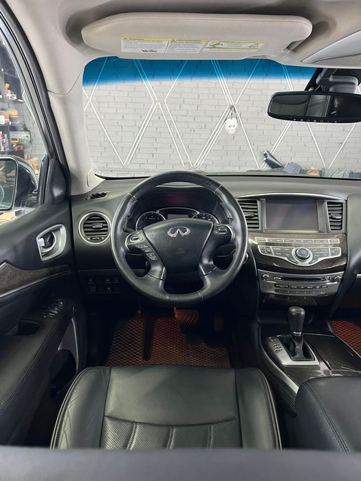 Продам надійну машину Infiniti QX60