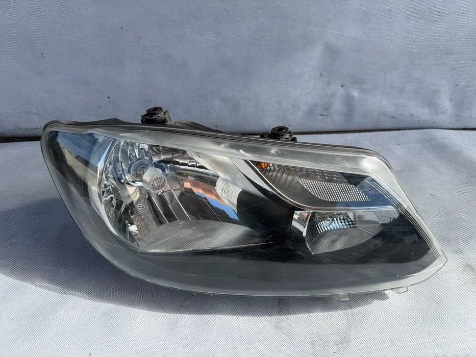 Фара Volkswagen Caddy 11-15 Оптика Передняя  В наличии