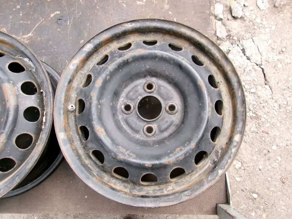 FELGA FELGI STAL CZUJNIK CZUJNIKI 15 CALI TOYOTA YARIS II  III 4X100