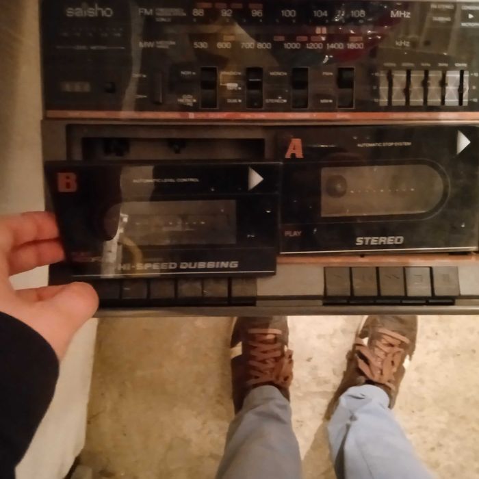 radio bumbox jamnik z lat 80 sprawny