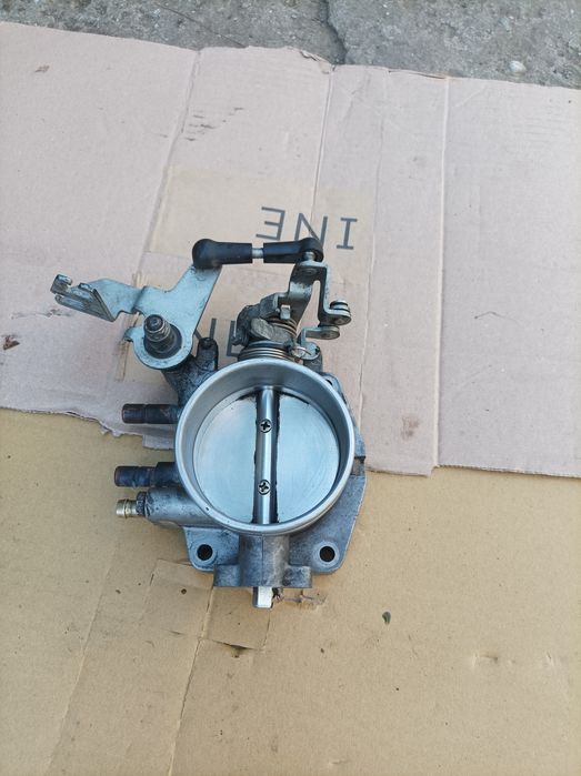 Продам на БМВ е34 впускний коллектор М50б25