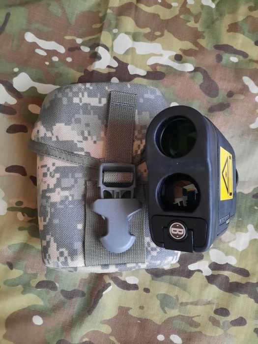 Лазерний далекомір Bushnell Elite 1500