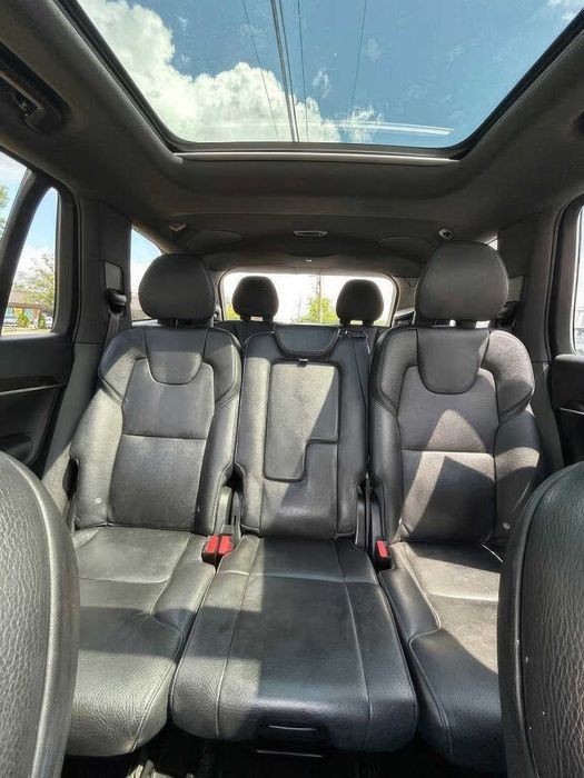 Volvo XC90 T6 Momentum      2018