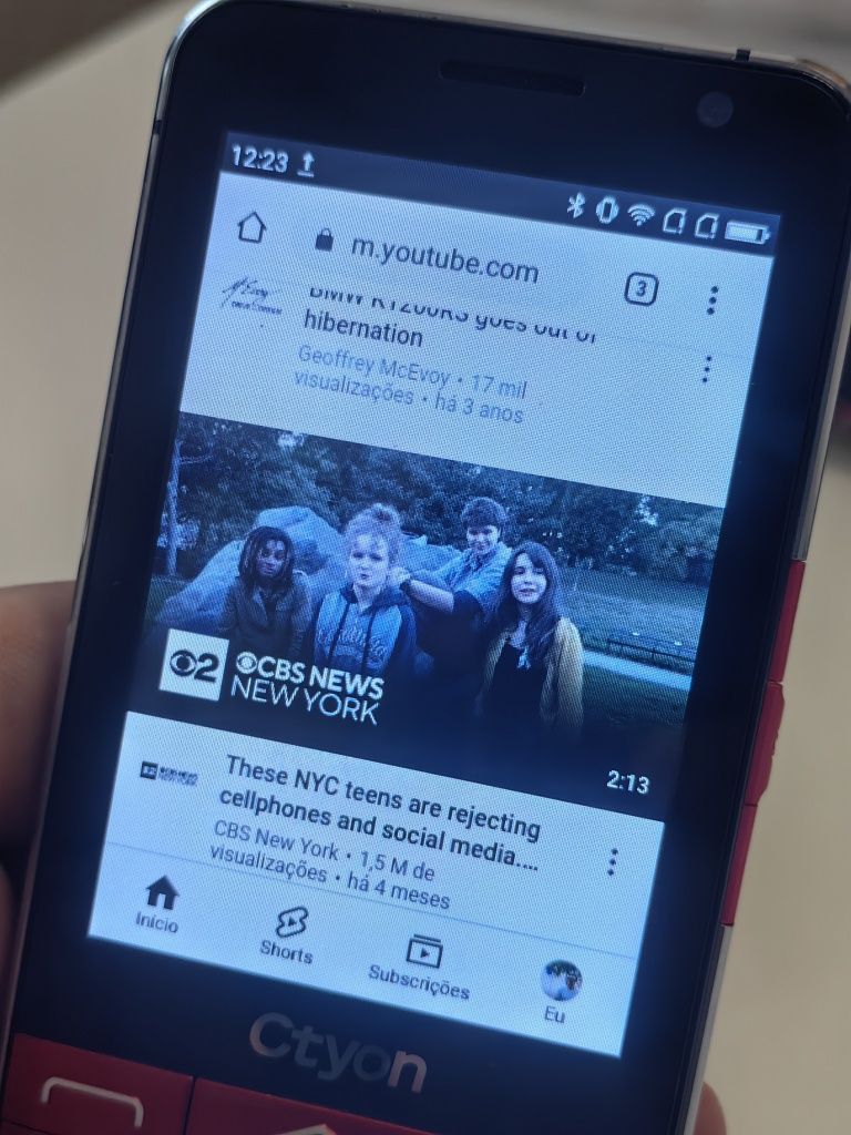 Telefone "barra", 4G e Android