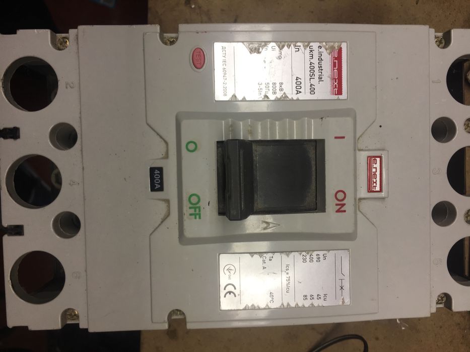 Силовий електровимикач