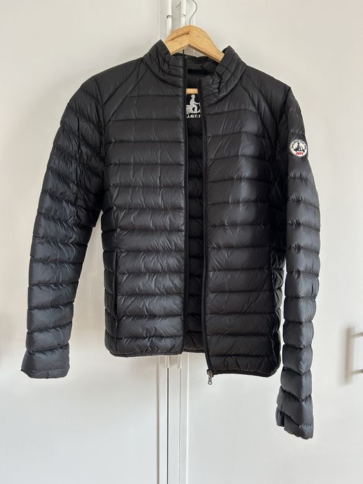 Casaco de penas JOTT - preto