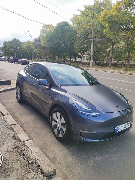Аренда Tesla model Y 2022