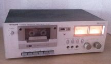 Hitachi D-230 Кассетная стерео дека