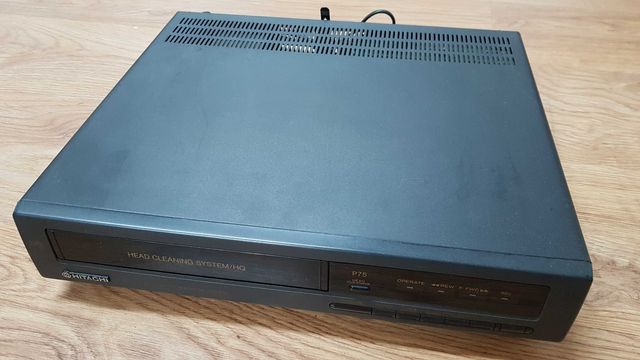 Kultowy magnetowid Hitachi VT -P75 (GK) odtwarzacz VHS