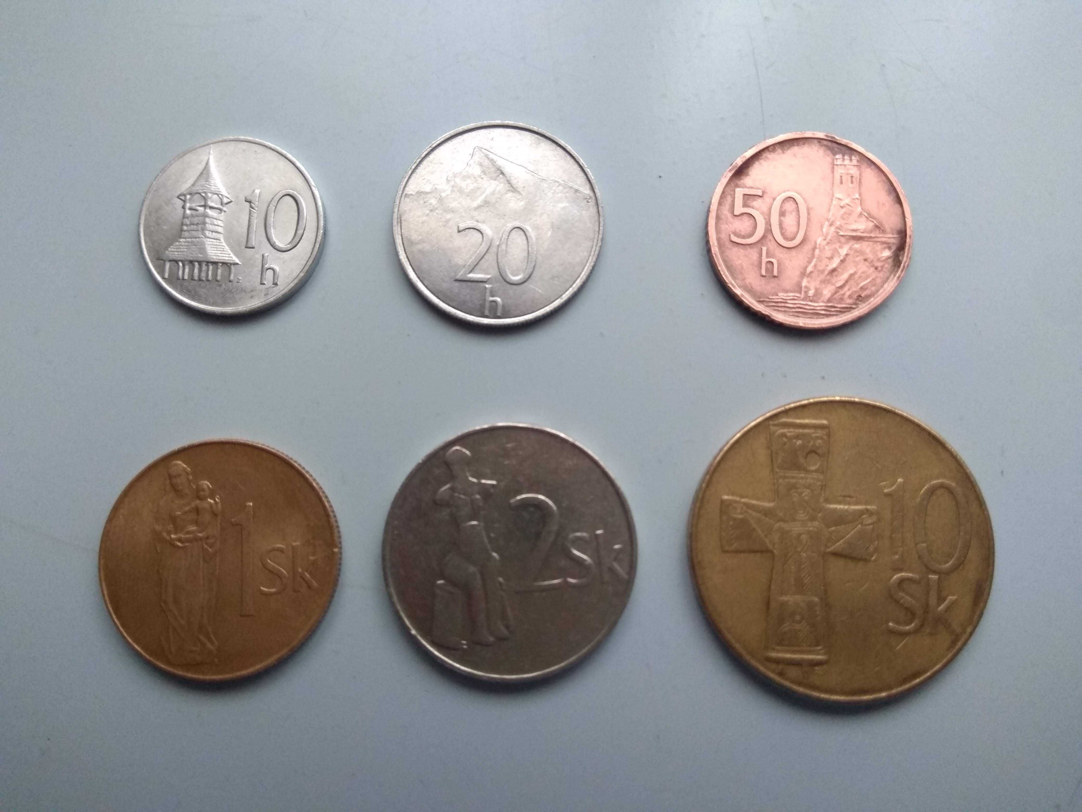 наборы монет Венгрии, Хорватии, Словакии и Чехии