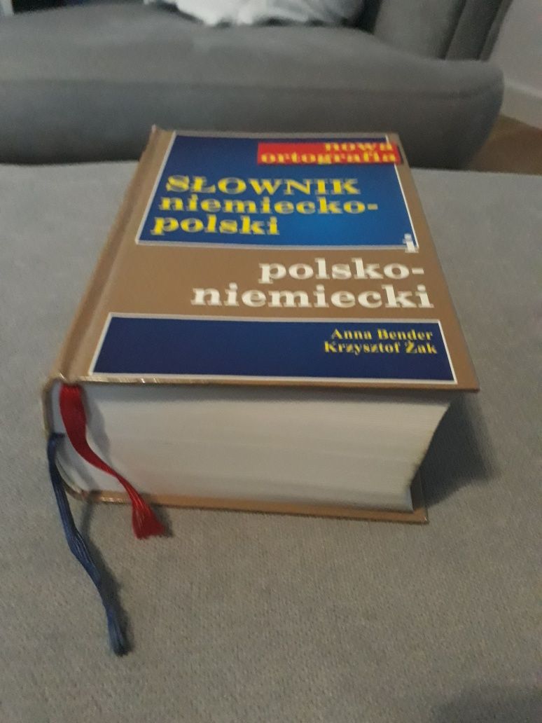 Słownik polsko - niemiecki.