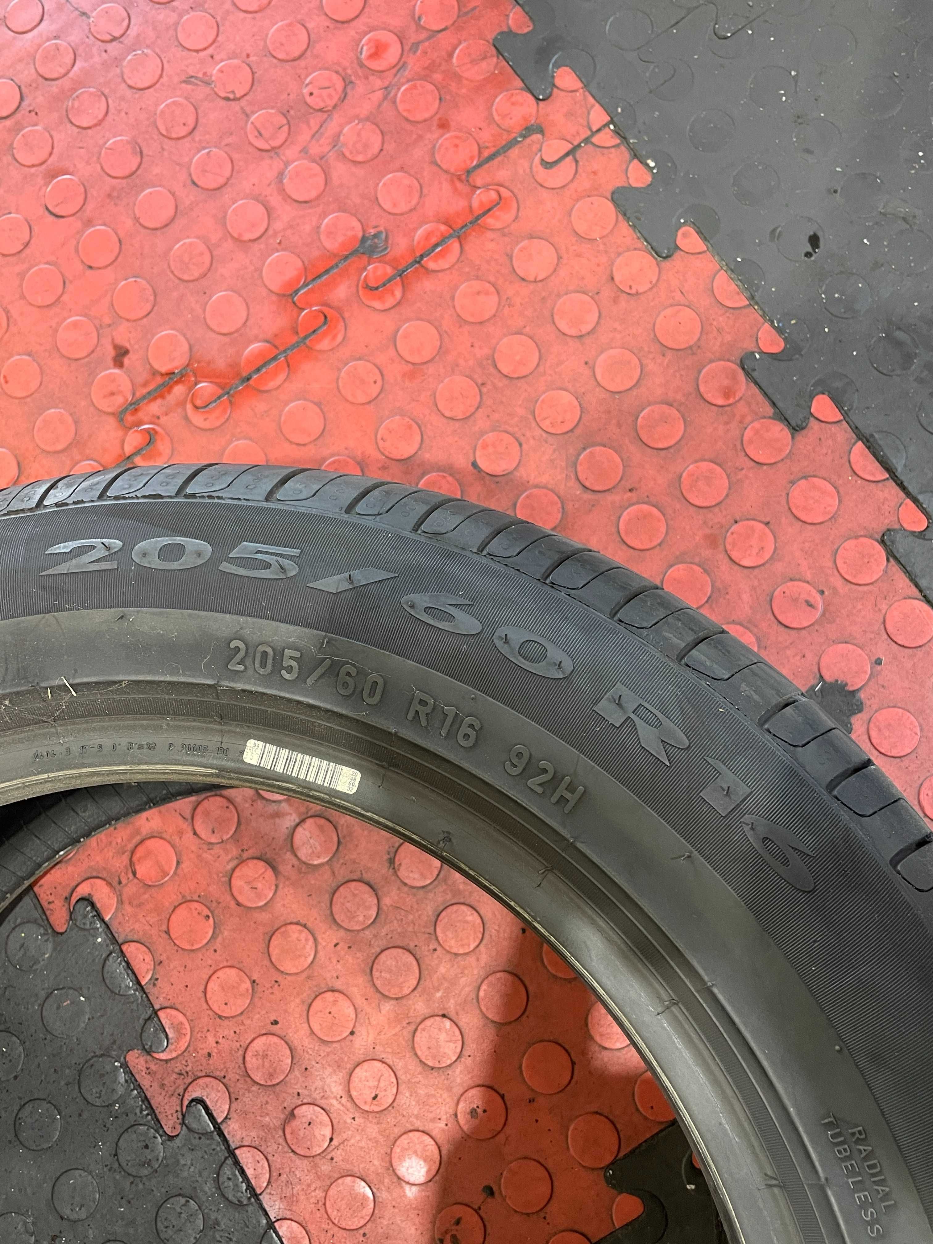 Pneu Cinturato P7 - 205/60 R16