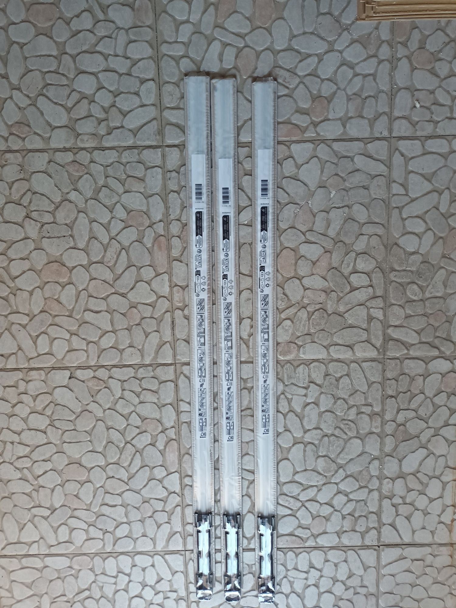 Lote 3 perfis 83cm cor carvalho claro novos