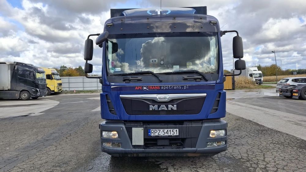 MAN 15.290  Pojazd w ciągłej ekspoatacji w transporcie międzynarodowym