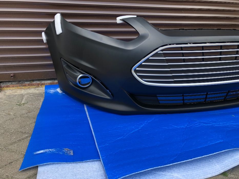 Продам оригінальний новий бампер на Ford C-max Hybrid 2013-2019